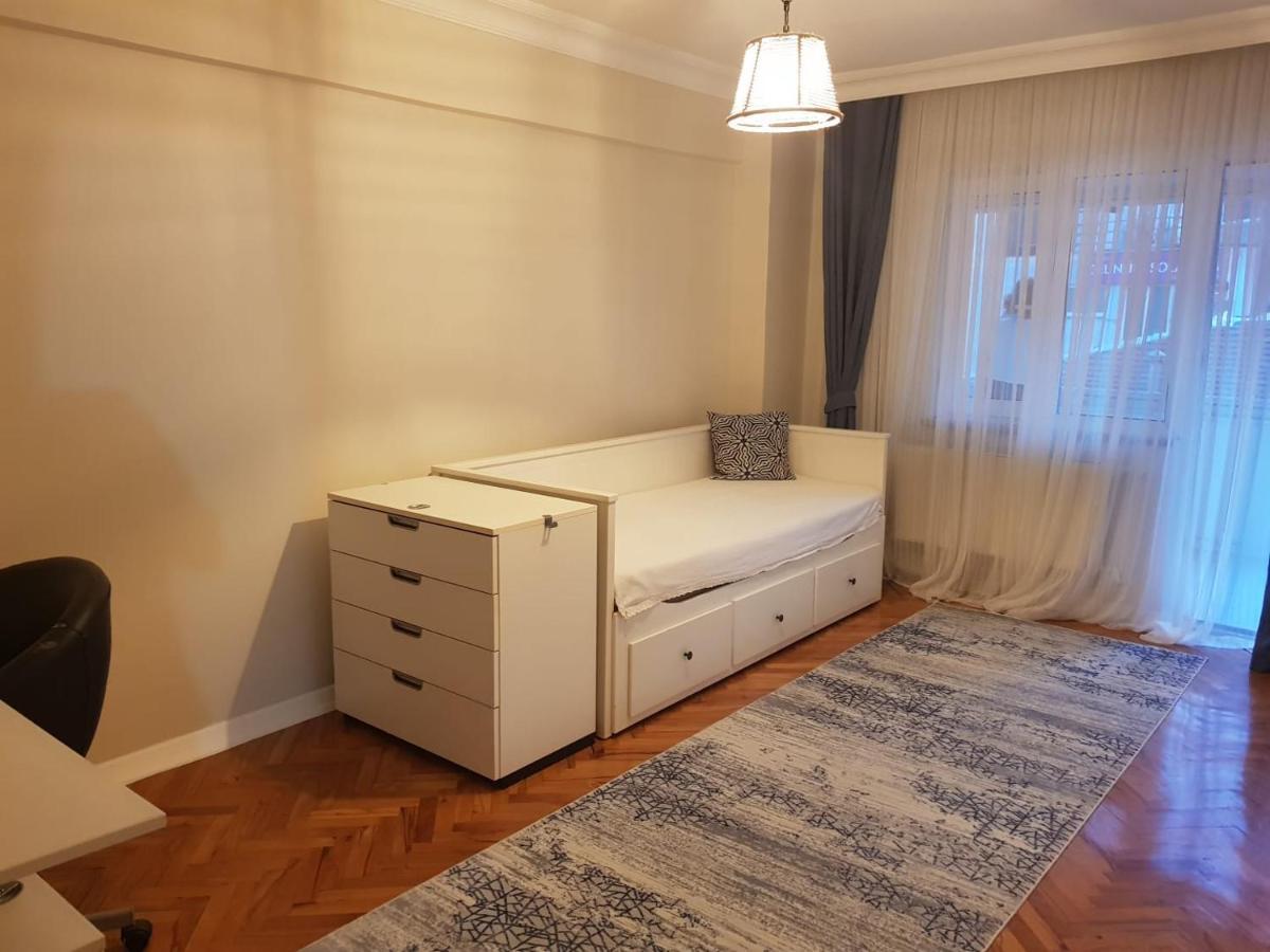 5 Minutes To Subway Apartment Istanbul Exterior foto