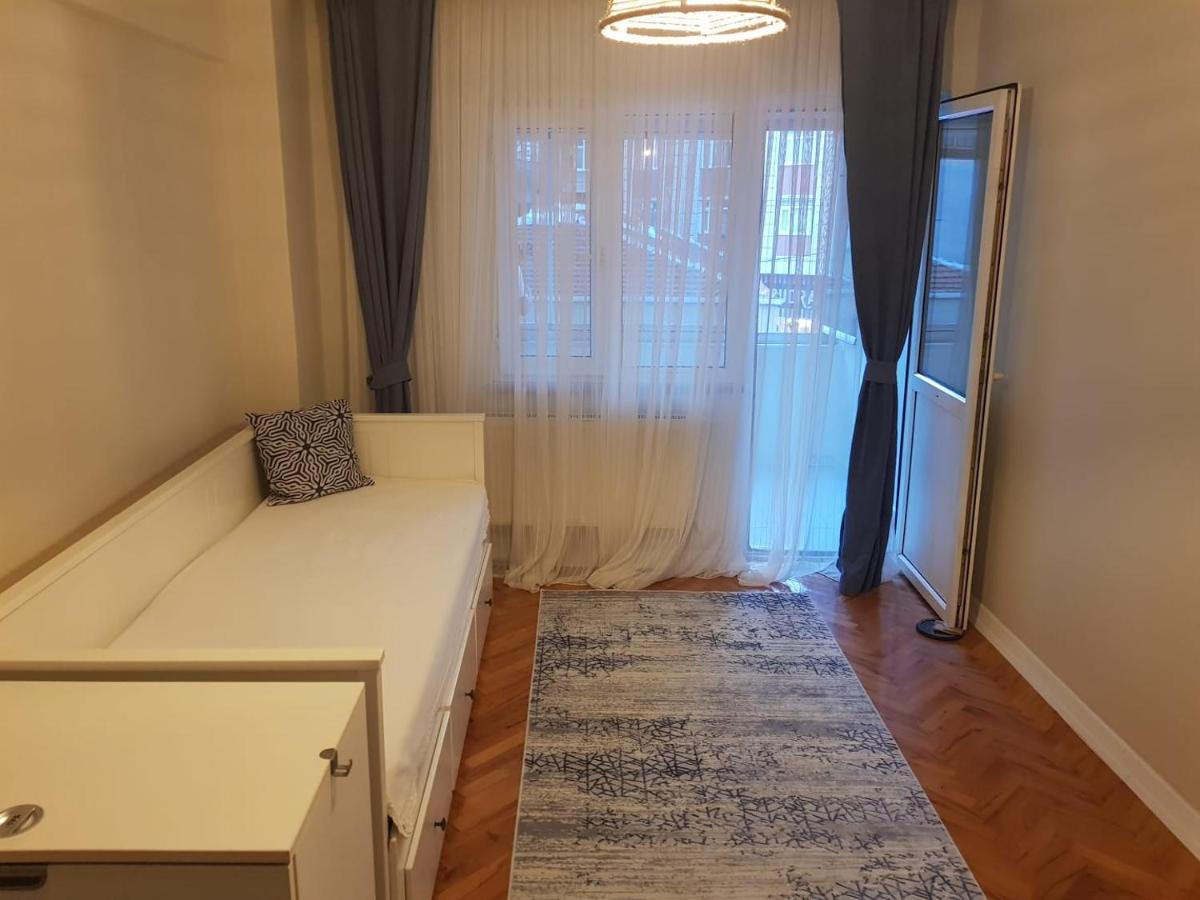 5 Minutes To Subway Apartment Istanbul Exterior foto