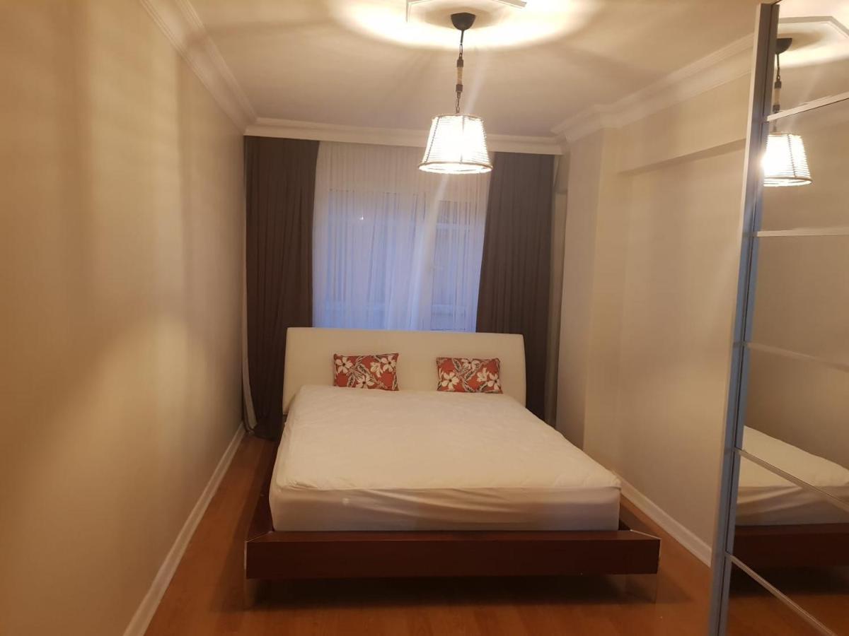 5 Minutes To Subway Apartment Istanbul Exterior foto